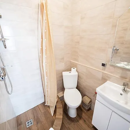 нові смарт-квартири з парком і набережною! 4*