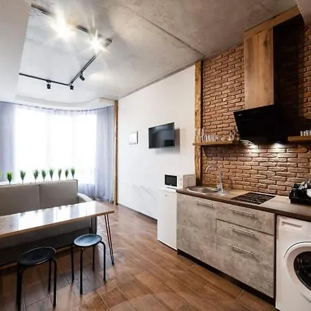 מלון דירות нові смарт-квартири з парком і набережною!