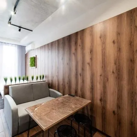 нові смарт-квартири з парком і набережною! 4* אוזהורוד