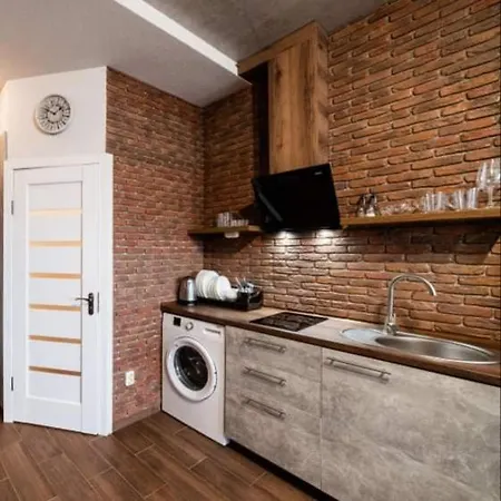 нові смарт-квартири з парком і набережною! מלון דירות אוזהורוד