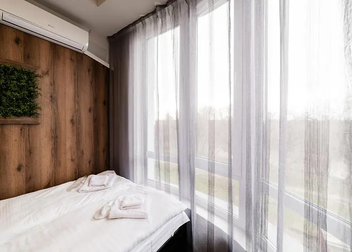 Apartahotel нові смарт-квартири з парком і набережною! 4*